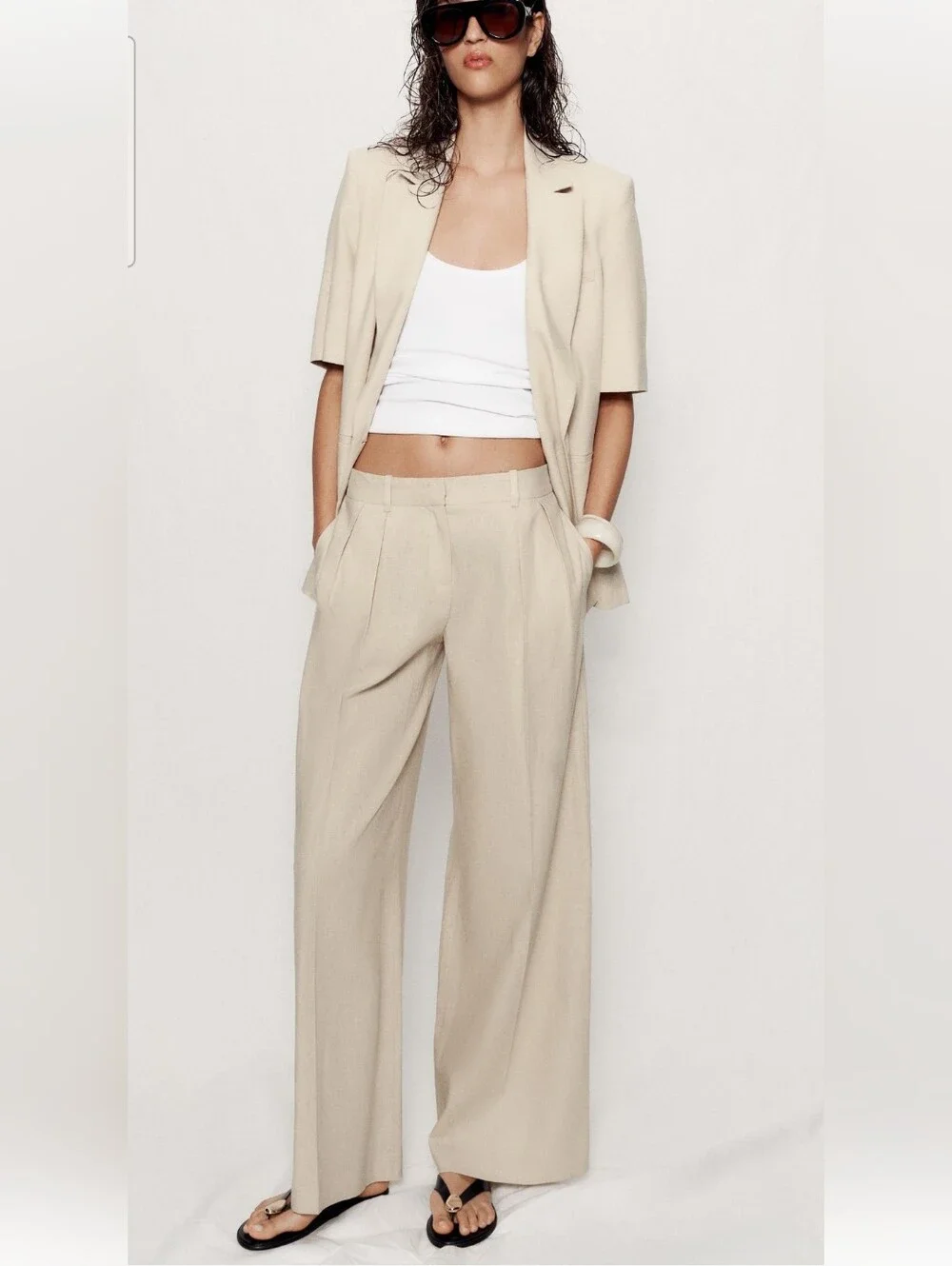 Size S linen trousers. Zara